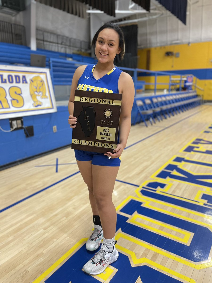 ILFusionAcademy's tweet photo. Big s/o @losasuaava  bringing home some hardware also !! Congrats on your regional title kid 🔥 https://t.co/fQJgyhAVgh