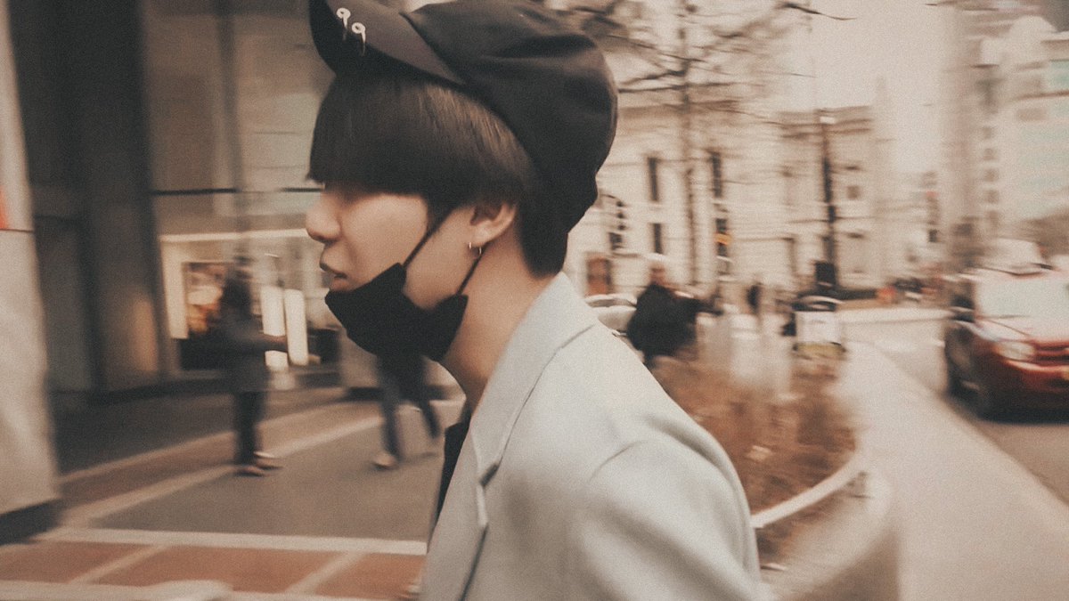 yoonfiilms's tweet photo. him #SUGA ♡ https://t.co/tDSEyoM1M7