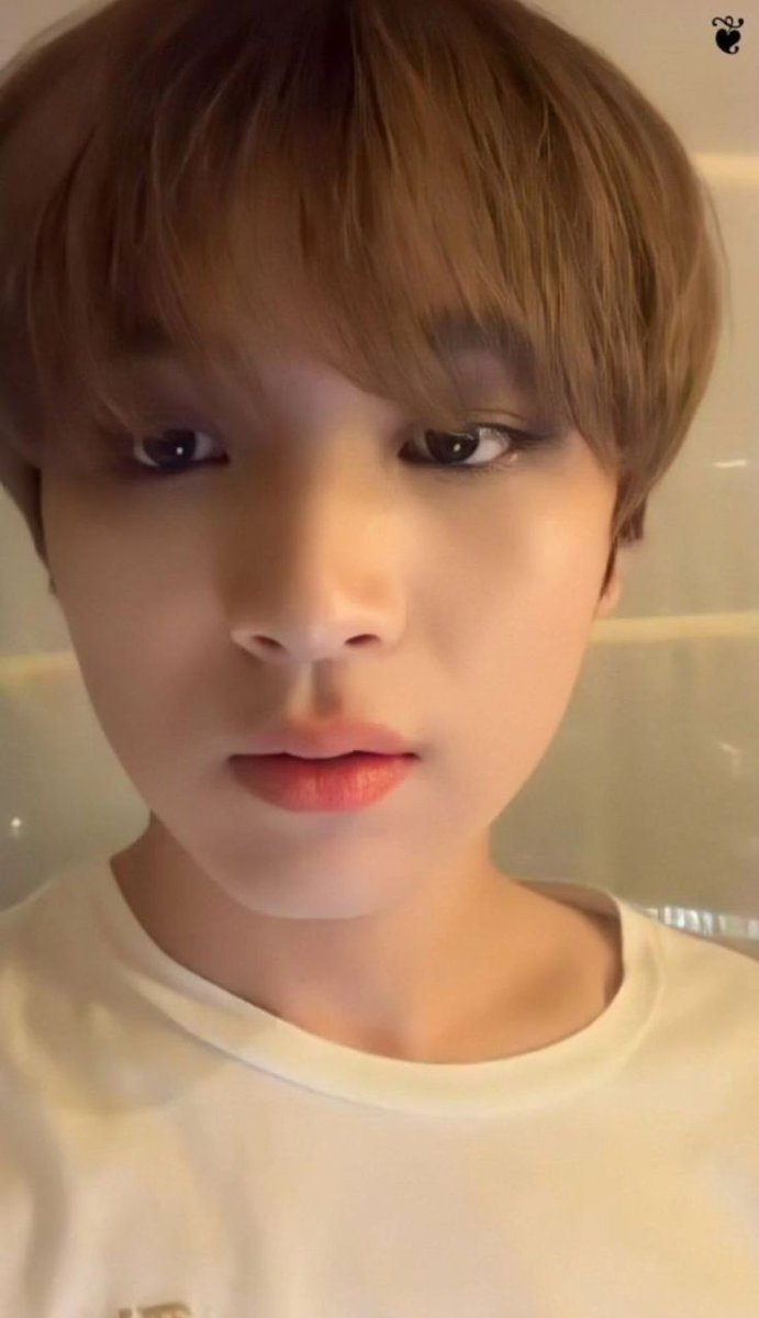 haecful's tweet photo. haechan smile is everything to me. https://t.co/OTOJdNBzaX