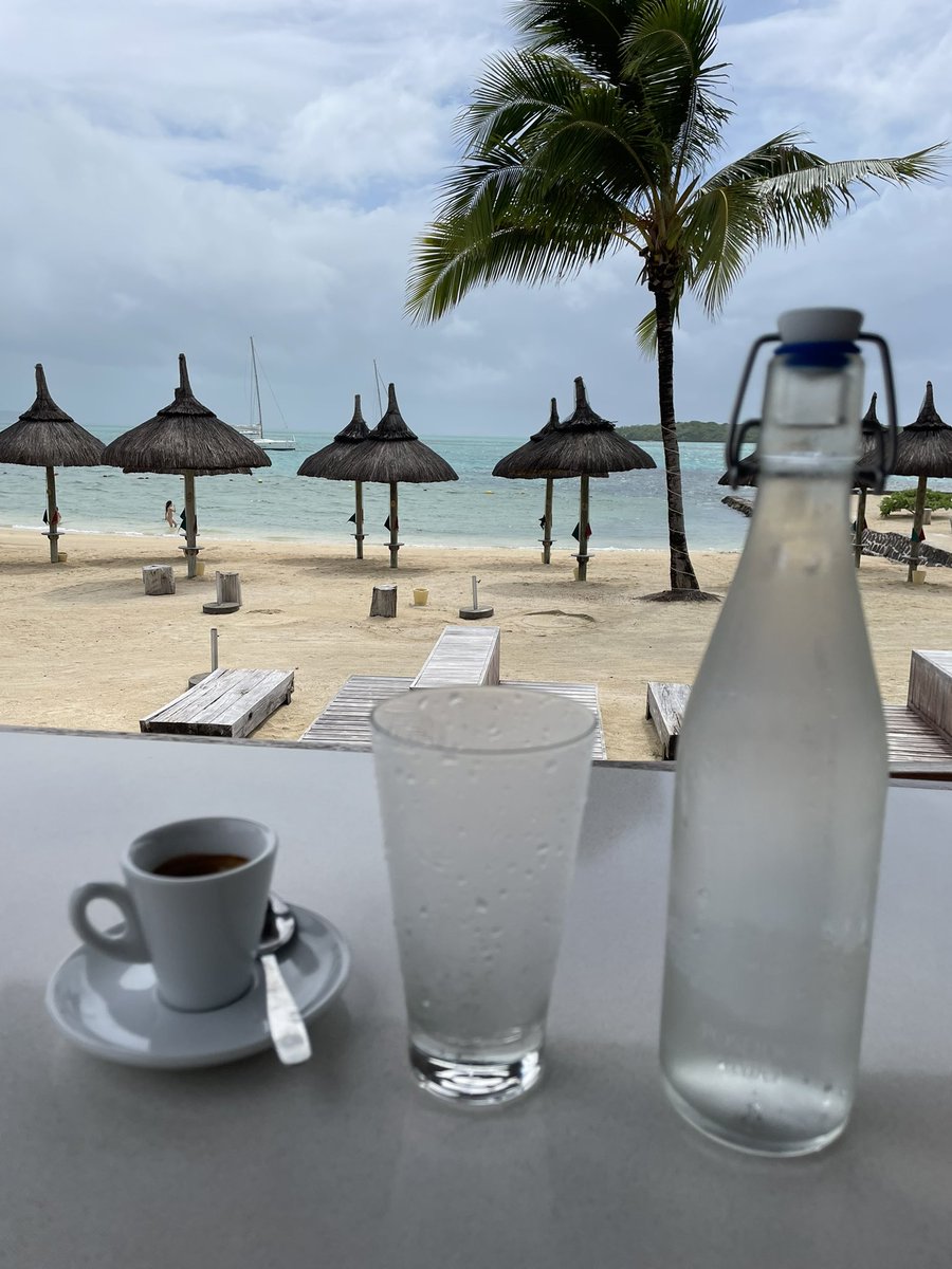JoHGilbert's tweet photo. My kind of morning coffee #mauritious #halfterm https://t.co/Yd30Ye6fYZ