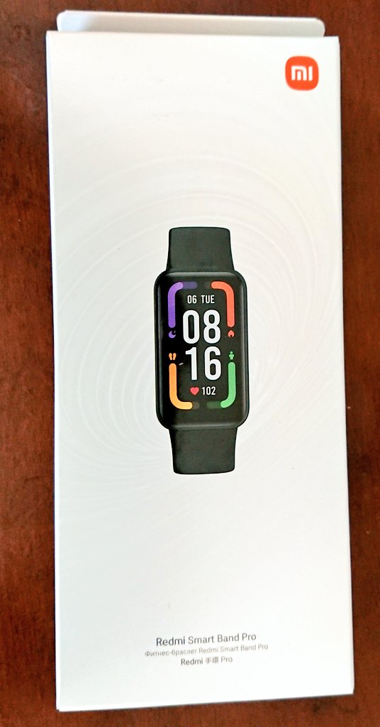 ojikinclub's tweet image. #xiaomi 
#redmi
#smartbandpro
軽くて画面がめちゃキレイ。
miband6が良いかなと探していたらBanggoodで新発売セールしてたからポチった。
8日注文で19日到着。
デカいエアクッションに包まれて箱潰れ無しで到着。