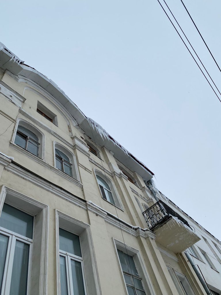 Благодарим за очищенную дорогу! Но все ещё просим очистить кровлю от снега на крышах 4 и 3 этажах, а так же фасад! <a href="/SamMobilePriem/">Мобильная приемная Губернатора Самарской области</a> <a href="/E_Lapushkina/">Елена Лапушкина</a> <a href="/EDDSSamara/">ЕДДС</a> <a href="/samara_in/">Администрация Самары</a> <a href="/b4QViIPbw1onM7V/">寝ることしか勝たん民</a> <a href="/rradyukov/">Роман Радюков</a>