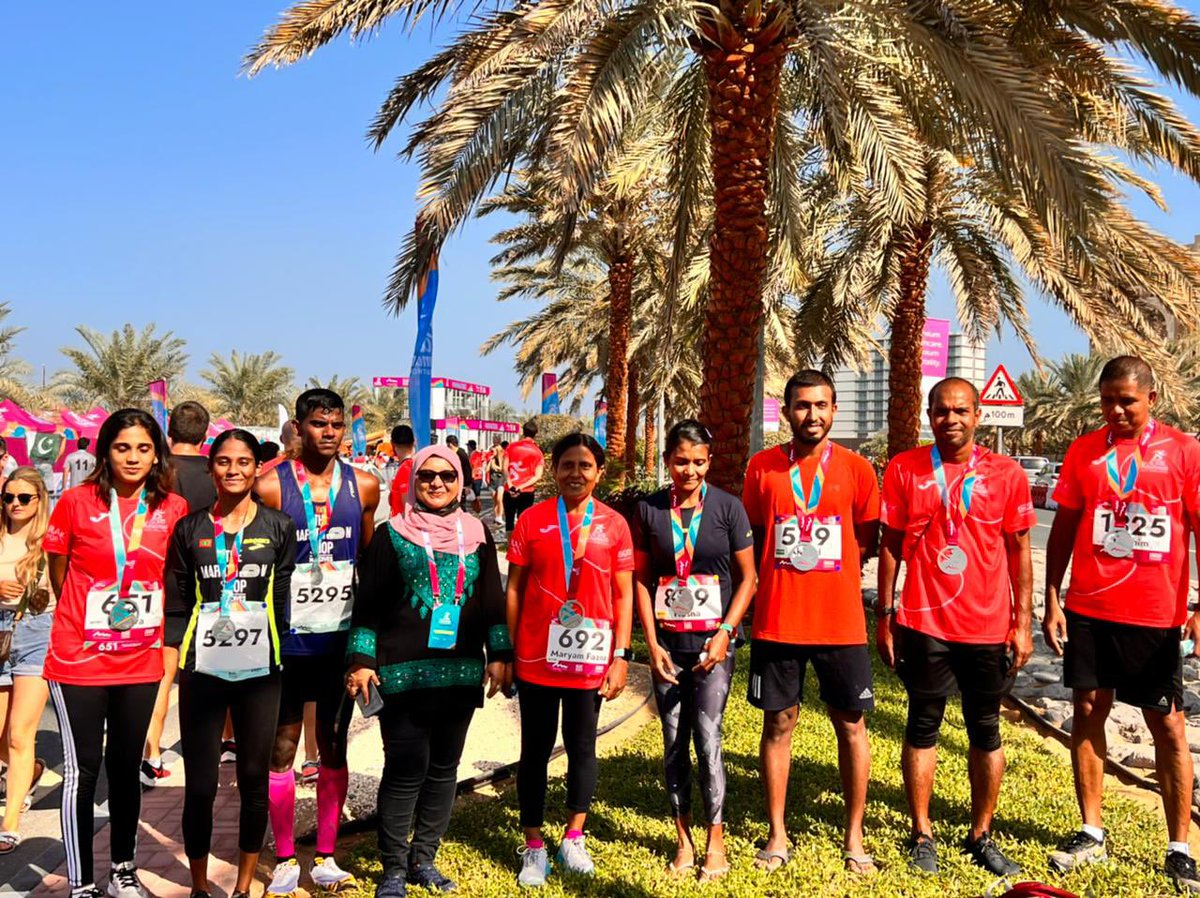 MDVinUAE's tweet photo. Ambassador Shabeena is delighted  to cheer Maldivian #runners who participated at Ras Al Khaimah Half Marathon (World’s fastest half marathon) held in Ras Al Khaimah, #UAE. #RakHalf #RakHalf2022 https://t.co/CBWcX3K3pI