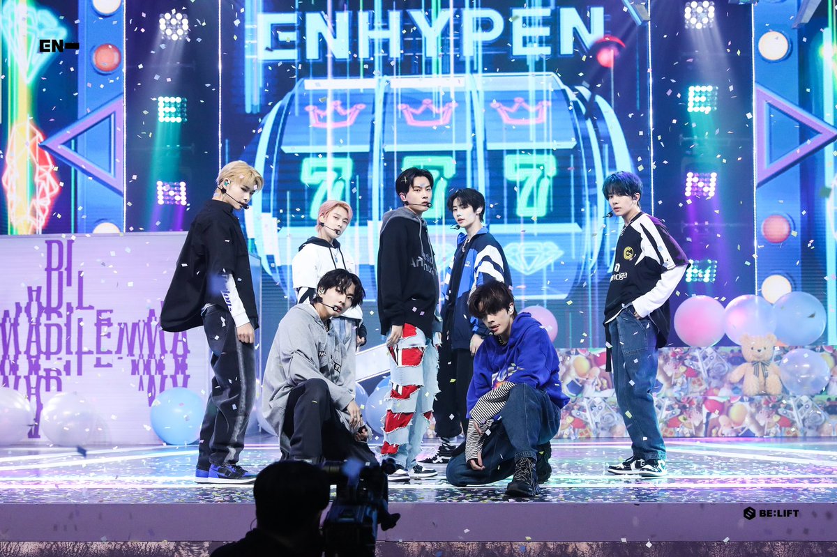 ENHYPEN COMEBACK SHOW
<DIMENSION : DILEMMA>
Photo Sketch 📸

(weverse.onelink.me/qt3S/9375f69f)

#ENHYPEN #DIMENSION_DILEMMA
#엔하이픈 #Tamed_Dashed 
#떡밥이_늦어질줄_몰랐어 #무관심은_사양해
#ENGENE #뚜뚜를_기다려준게_분명해
#거침없게 #일단뛰어