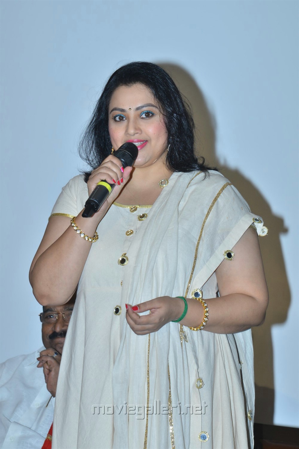 Image Actress Meena Beautiful hot heroine Mina, Tamil hot aunty Meena iiQ8