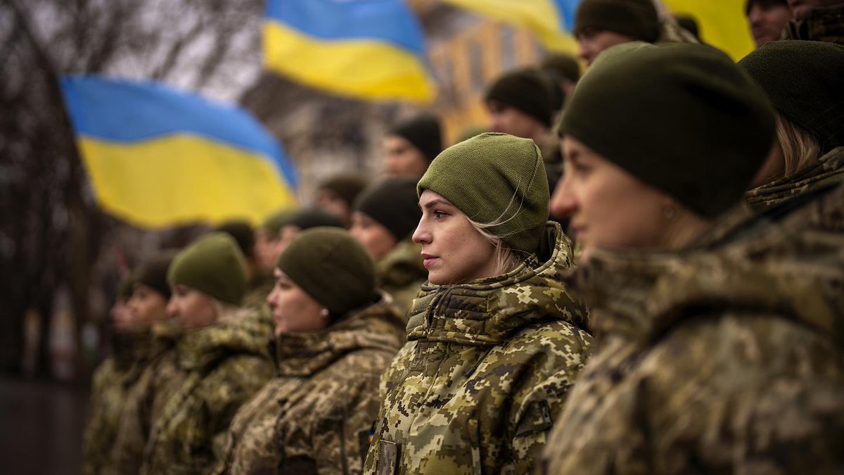 Please share this picture.

It will change nothing but will at least remind us of the brave Ukrainians.
