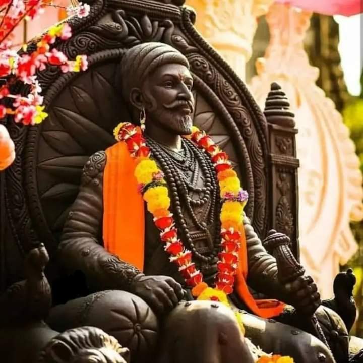 यह 'स्वराज' रयत (जनता) के लिए निर्माण किया हैं, किसी पंडो या ब्राह्मण के लिए नहीं ।

किसान भूषण, बहुजन प्रतिपालक, #छत्रपति_शिवाजी_महाराज 
जी के 392वें जन्म जयंती के अवसर पर सभी मूलनिवासी बहुजन समाज के लोगों को हार्दिक बधाइयां...