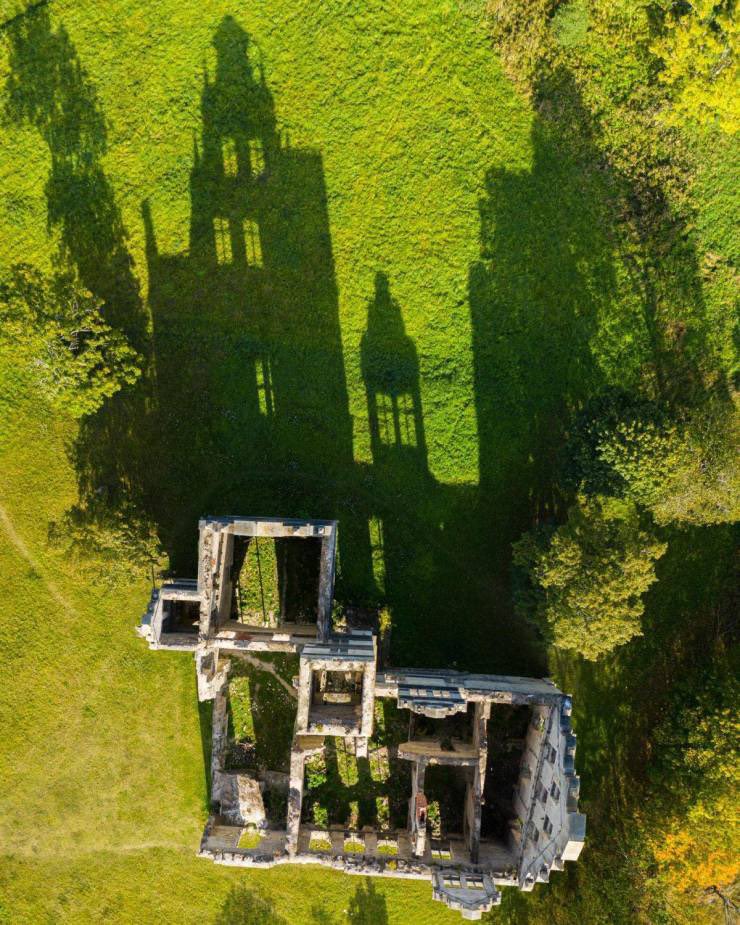 abandonedspaces's tweet photo. Once a day, shadows briefly bring back to life the beautiful 
‘Ghost of Ungru Manor’ Estonia https://t.co/79HzWMNPSV