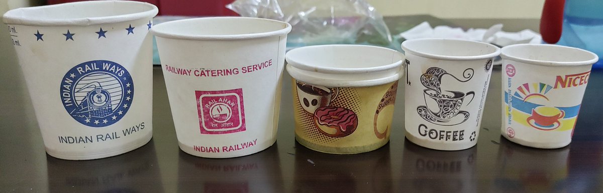 RRohitMenon1's tweet photo. @IRCTCofficial sizes of tea cup in 5 different states in a single journey. 
Same rate, different quantity. 
Isme bhi uniformity laiye thoda 🙏🏻🙏🏻🙏🏻 https://t.co/HBgwmpz759