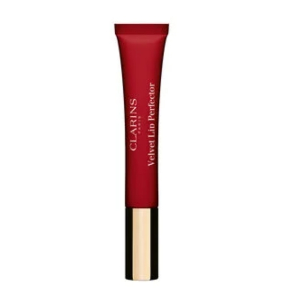 dguddemi06's tweet photo. So good I had to share! Check out all the items I'm loving on @Poshmarkapp #poshmark #fashion #style #shopmycloset #lauramercier #clarins #sephora: https://t.co/rQK4FErtem https://t.co/Nw2FZIrXS9
