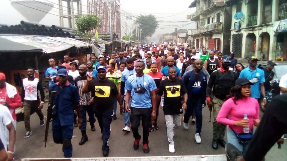 917wavefm's tweet photo. Cross-section of participants for Walk for safety Walk for security season 19 at mile 1. #WSWS19 #zerosoot #StopThesoot #SaturdayMorning https://t.co/0ybJWCC2Ic