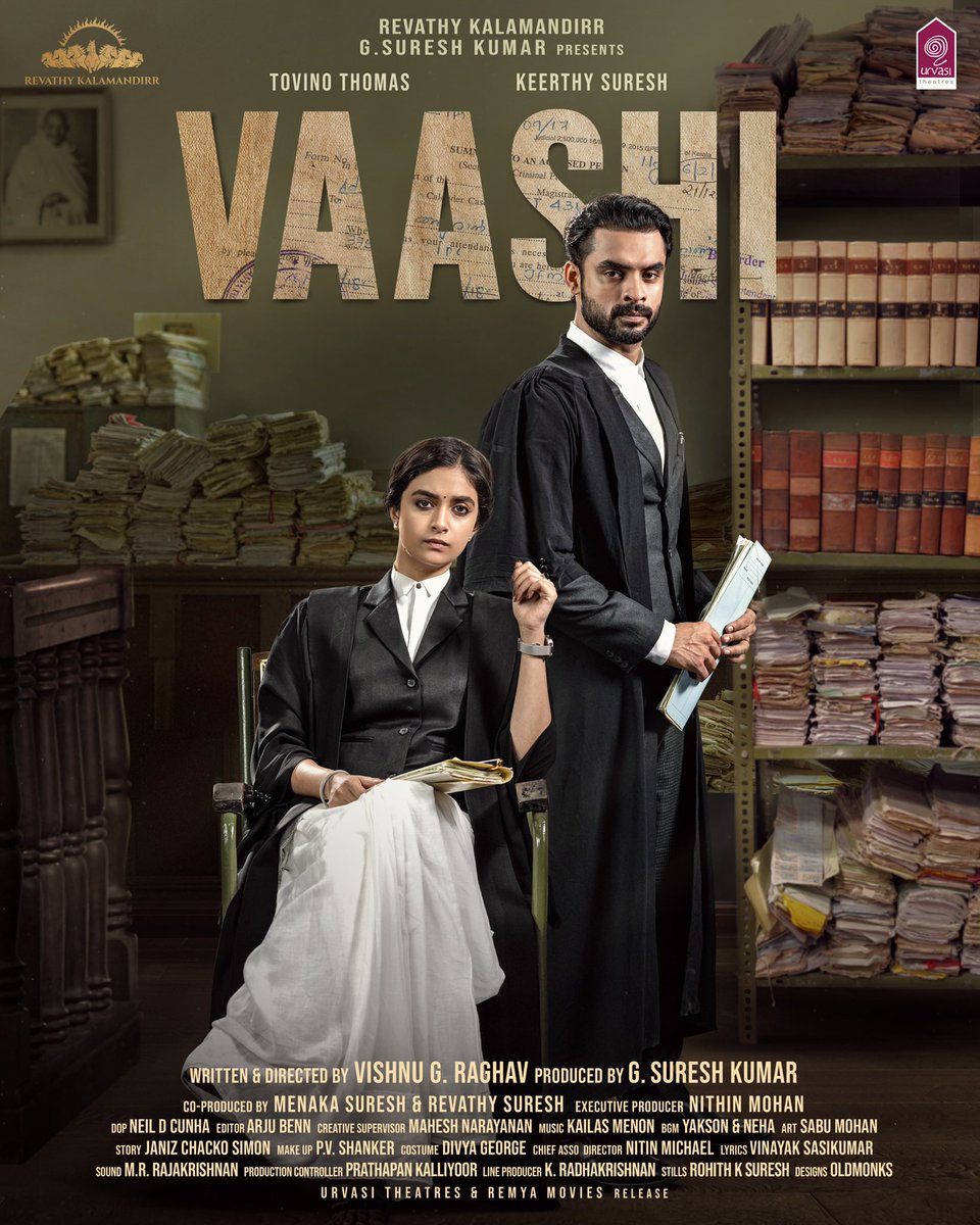 KeerthyOfficial's tweet photo. Presenting the first look of my next in Malayalam! #Vaashi 
I am so excited for you all to see what we have made and cannot wait for all of you to watch it! 😊🙏🏻

#VaashiFirstLook #Vaashi 

@ttovino @vishnugraghav @RevathySureshK https://t.co/R6B5CHjbfj