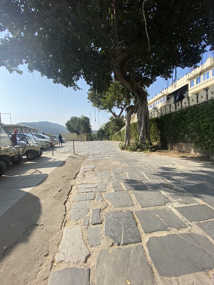 hjaiinn's tweet photo. Palace Road https://t.co/lKaPrr2sEc