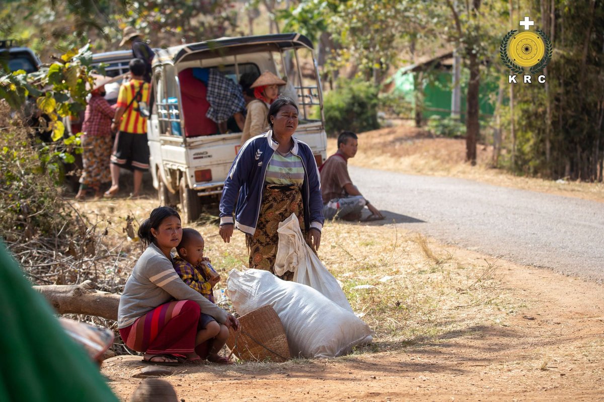 IrrawaddyNews's tweet photo. Local residents from a village in Shan State’s Pekon were forced to flee their homes on Friday after junta troops employed jet fighters and artillery to attack local resistance groups in the area, according to the Kayan Rescue Committee. 
(Photo: KRC) 
#WhatsHappeningInMyanmar https://t.co/GtElsbN7DM