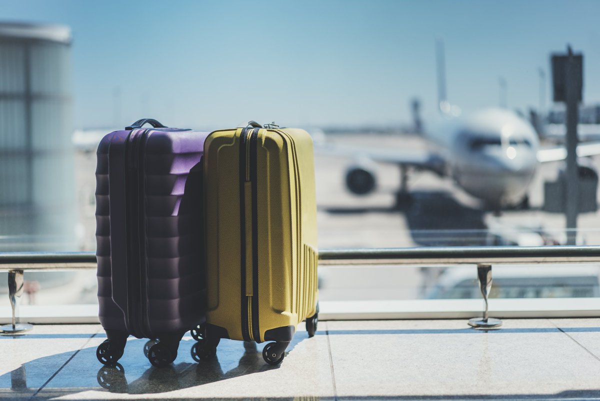 NomadsMaldives's tweet photo. 🛫 ¿Vas a hacer un vuelo de larga distancia? Te vamos a dar algunos consejos para hacerlo más llevadero 😋

#NomadsMaldives #Wanderlust #Viajar #Paraíso #Maldivas 🇲🇻 #DatosPrácticos #ConsejosDeVuelo #Vacaciones #Volar https://t.co/htI74Vx2l5