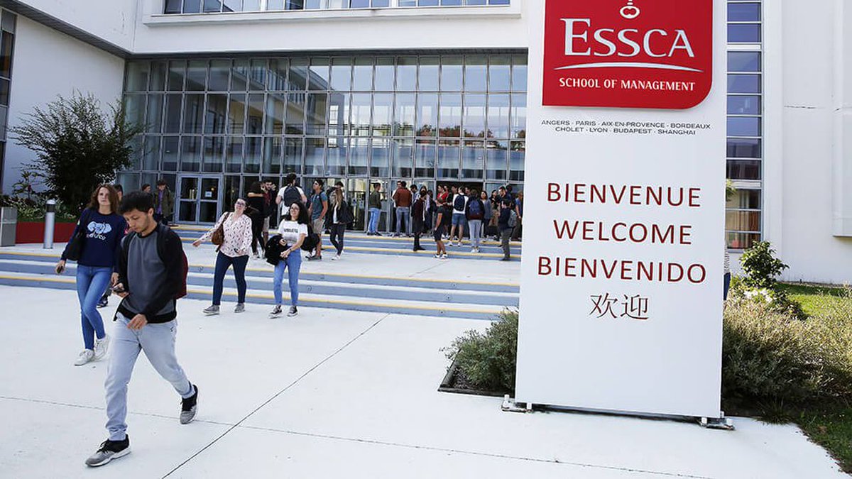 Venez Rencontrer <a href="/ESSCA_Ecole/">ESSCA</a>  et ses programmes post bac : <a href="/EsscaPGE/">ESSCA Programme Grande École</a> <a href="/ESSCA_Bachelor/">Bachelor ESSCA (MI)</a> au salon Infosup du Groupe Scolaire La Résidence <a href="/aefeinfo/">AEFE</a> @CFMaroc <a href="/parcoursup_info/">Parcoursup</a> maps.app.goo.gl/BmDQaD2ZV9zKzz…