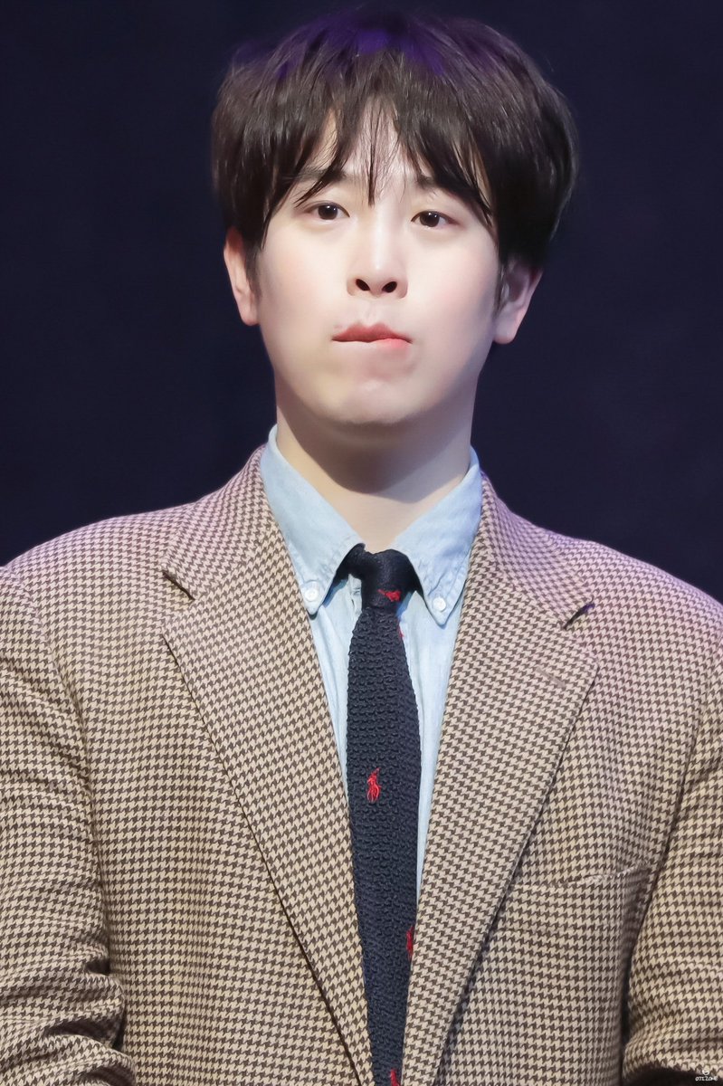 OJIZONE_'s tweet photo. #플레이백 

요리조리 😽

Do not crop LOGO &amp; Edit my pics 
      -로고 크롭 &amp; 2차가공 금지 -

#표지훈 #피오 #pyojihoon #po #블락비 #극단소년 https://t.co/RwpAZ010Aa