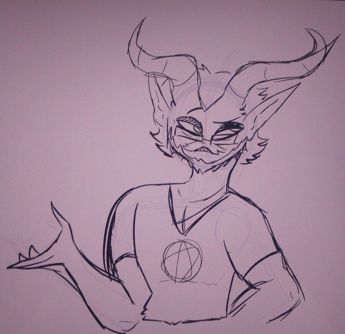 //so this is what this oc looks like. Last one is from @/C00LSTARZANDMOR