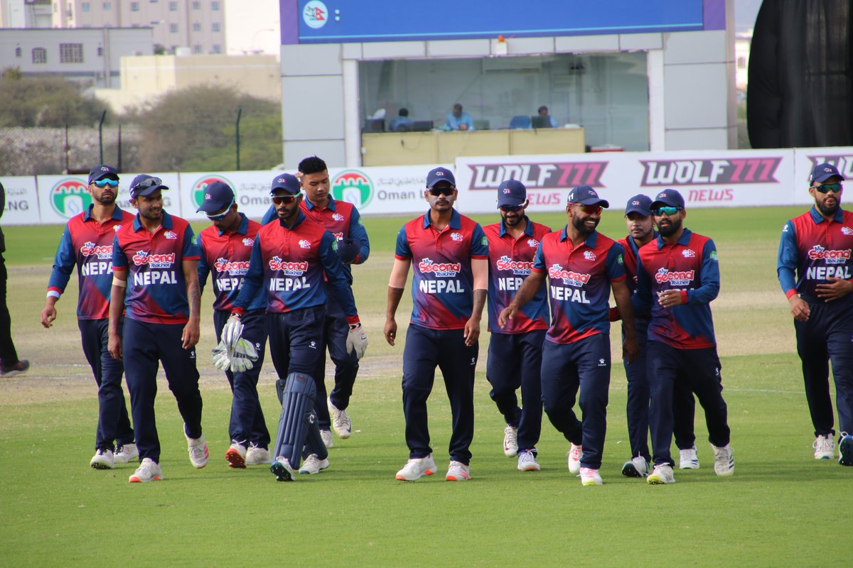 PrazwolPhuyal1's tweet photo. Nepal: 218/3 (20)
PHI: 82/8 (20)
#NEPvsPHI
#T20WorldCupQualifier https://t.co/uWbixygoh0