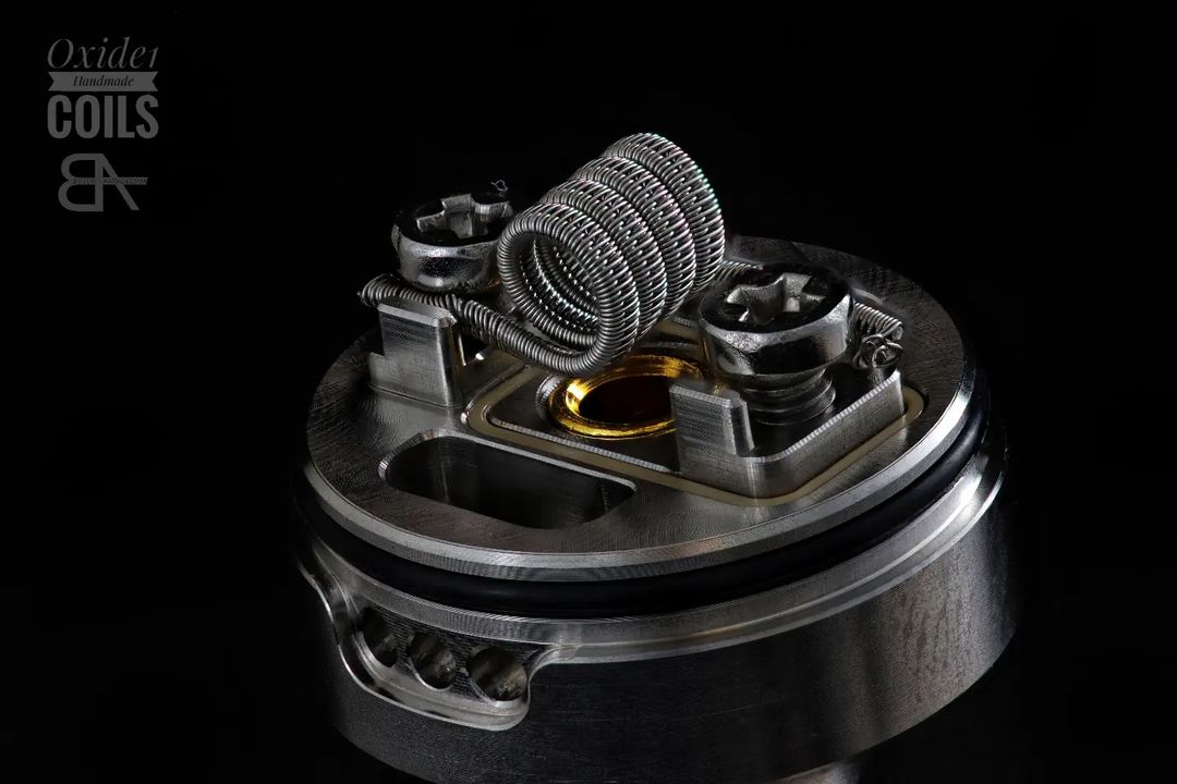Premium coils mounted on the Ether RBA for the Abyss AIO 🔥

dovpo.com

📷: <a href="/oxide/">Tom</a>.1 

#vape #coilporn #vapelife #vapeon #vapeporn #vapefam #vapestagram