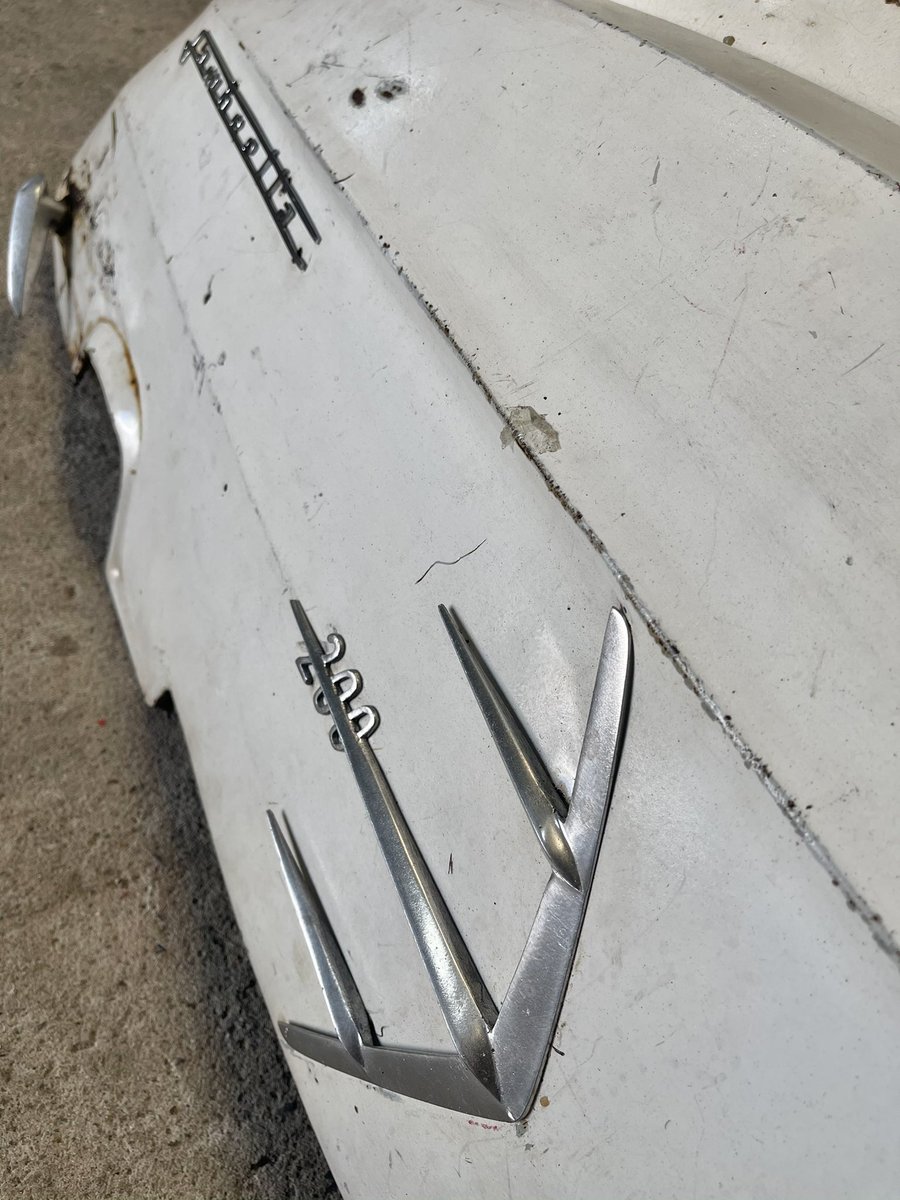 SSCvietnam's tweet photo. An original paint Sx200 in for a repaint which could be preserved. Hopefully the customer can be persuaded to rethink - to be updated #sx200 #SpecialX200 #Originalpaint #Resto #Rustoration https://t.co/fuVCRjxznz