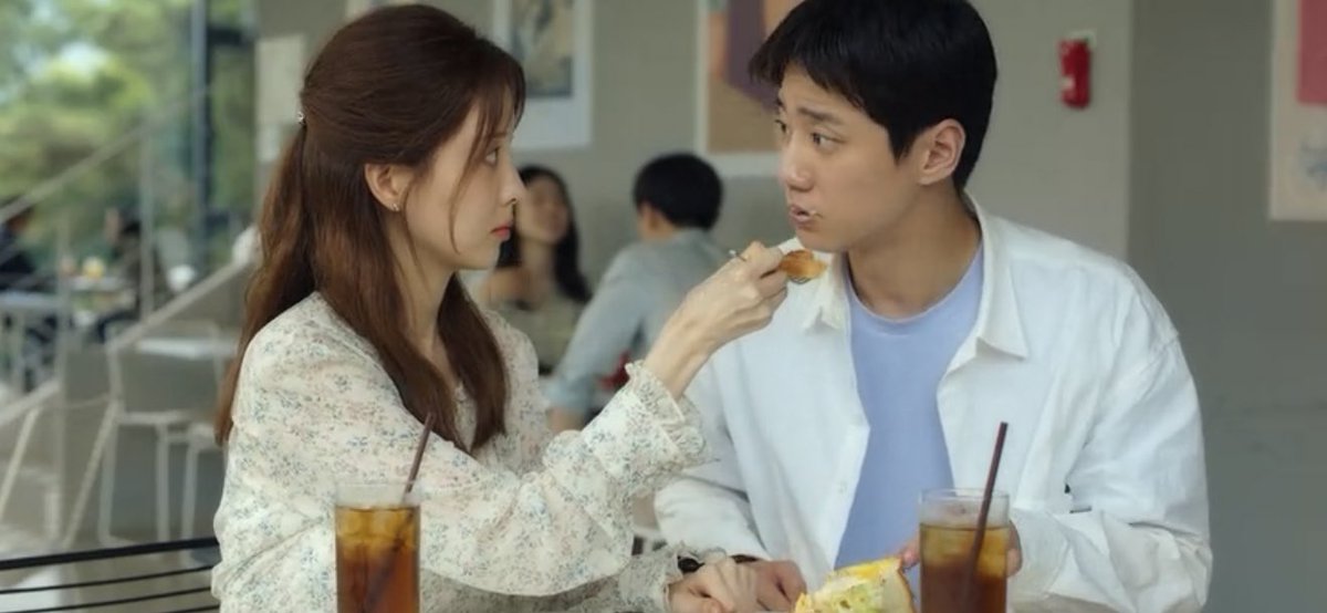 Love and Lashes

พระเอกเป็น BDSM ชอบผญที่ทำงาน เลยขอให้มาเป็น "นายหญิง" และเปิดโลกด้านนี้ให้กับเธอ ประมาณ Fifty Shade V.เกาหลีซอฟใส+ไม่มีฉากสยิว เปิดโลกรสนิยมทางเพศได้น่าสนใจ เล่าเรื่องซอฟใส นักแสดงดี แฝงประเด็นปิตาฯ การปิดกั้นทางสังคมได้ดี รวมแล้วสนุก ดูได้เพลินๆ
#loveandlashes