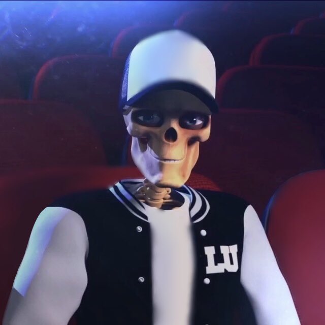 White_Toonidee's tweet photo. @DropYourNFT IMMORTAL CINEMADDICT 2
Black pullover https://t.co/E2a9Zv1wjg
