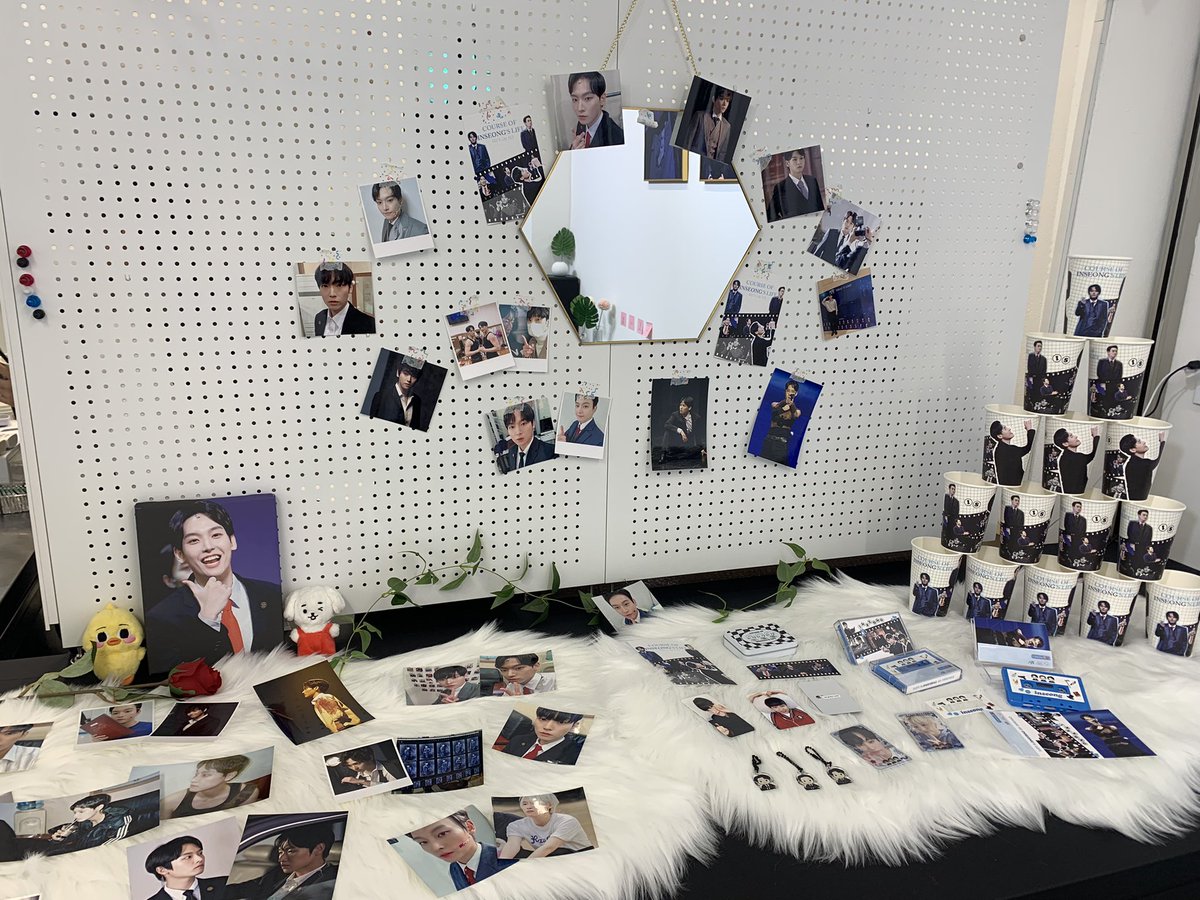 pllplli_'s tweet photo. 이름만 들어도 눈물나는 린무영부터, 귀여운 모습을 실컷 볼 수 있었던 린브라운, 발전한 인성이의 연기력을 볼 수 있었던 린다니엘까지 인성이의 시간들을 느낄 수 있었어요😍

인성이의 기록들을 보면서 정말 행복했어요✧･ﾟʚ(*´꒳`*)ɞ ✧･ﾟ

#인성이와_나눈_시간 #데일리덕 https://t.co/WFRqVkiekf