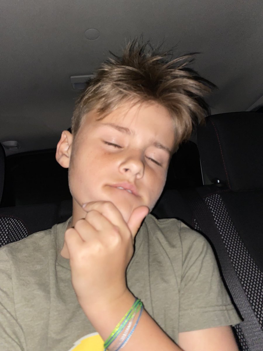 Brayden solis (@itsbl0ndie) on Twitter photo 