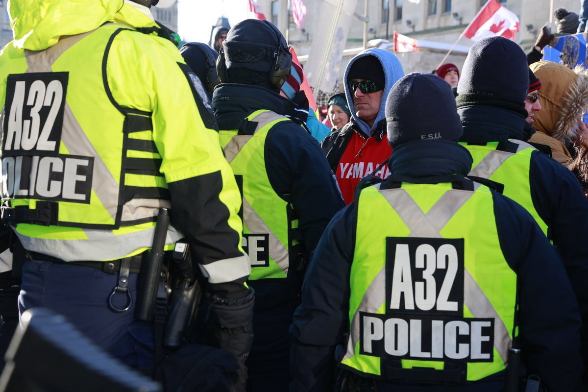 Ottawa Police (@ottawapolice) on Twitter photo PROTESTORS: We told you to leave. We gave you time to leave. We were slow and methodical, yet you were assaultive and aggressive with officers and the horses. Based on your behaviour, we are responding by including helmets and batons for our safety. PROTESTORS: We told you to leave. We gave you time to leave. We were slow and methodical, yet you were assaultive and aggressive with officers and the horses. Based on your behaviour, we are responding by including helmets and batons for our safety.