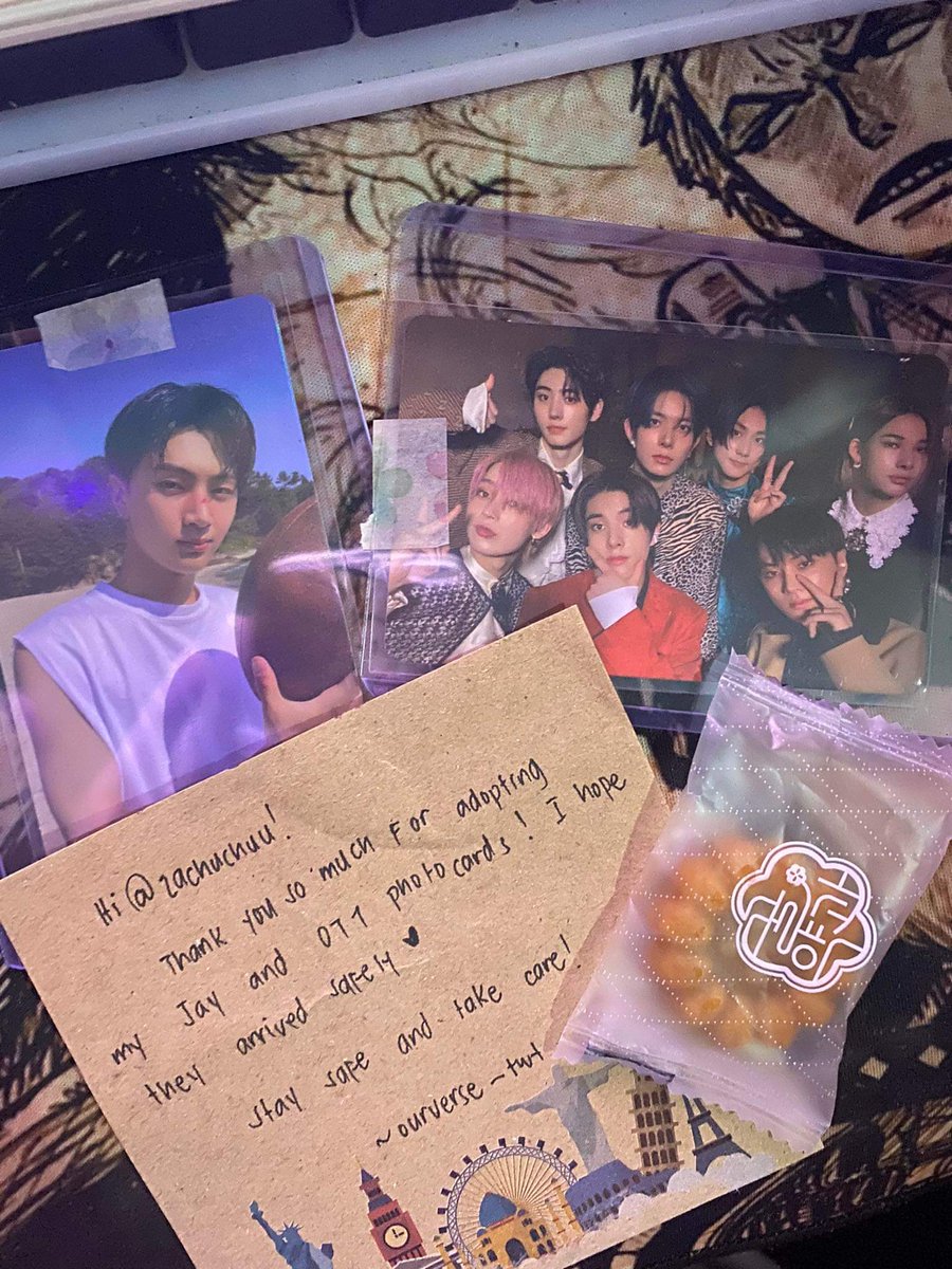 zachuchuu's tweet photo. loeeee 10/10 po siya T-T umuwi silang safe and sound. Will recommend this shop to anyone and super friendly ni seller SHAHSA bili ulit aq if may pera na ulit HAHAHHA
#ourverse_proofs @ourverse_twt https://t.co/9fhJXJjfH8