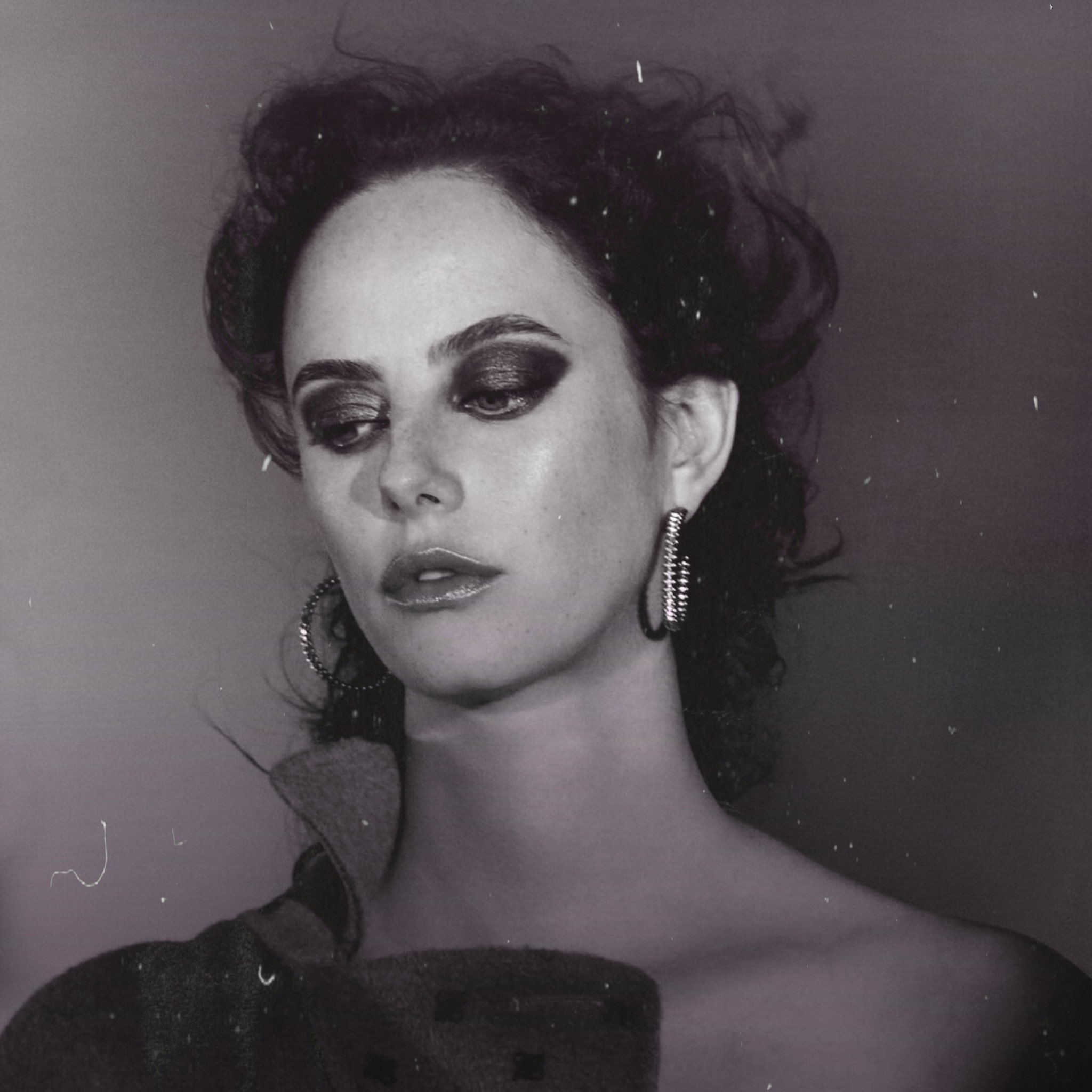 Kaya Scodelario revela como se preparou para viver a Claire