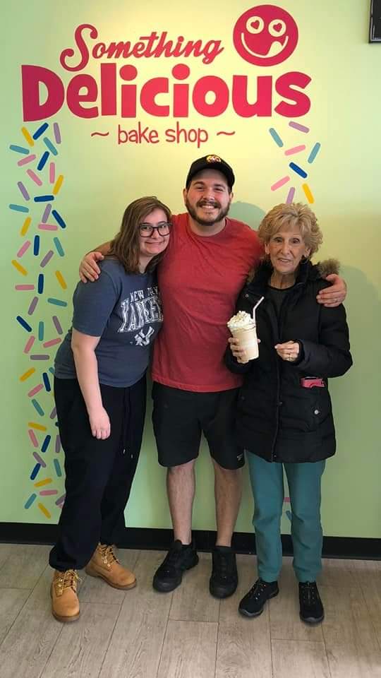 PhilTomasso4's tweet photo. Milkshakes went great yesterday! Today is the last "Chance Of A Lifetime" to try the Tiramisu or the Maple Bacon Milkshake! 2544-A Ridgeway Ave Rochester NY! 
 #Guyschanceofalifetime #Rochester #Foodie https://t.co/m2YEe9PcBl