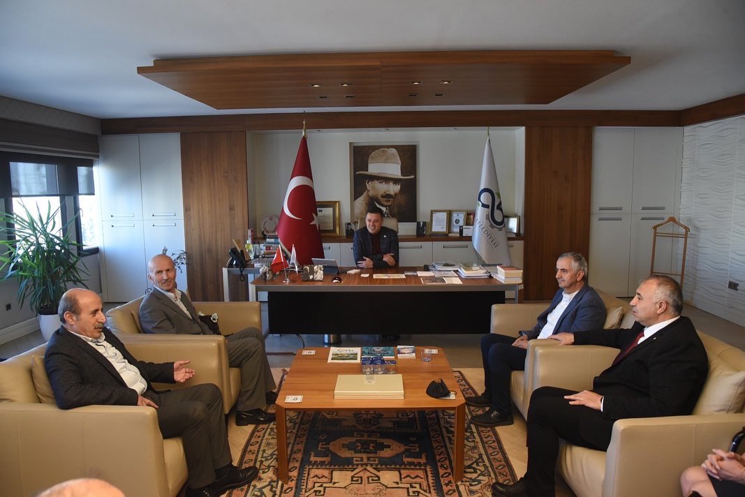 Türkiye Kent Konseyleri Platformu Yürütme Kurulu olarak, Çorlu Belediye Başkanı Sn. Ahmet Sarıkurt’u ziyaret ettik. Bizleri konuk eden <a href="/corlukentkonsey/">çorlu kent konseyi</a> ve Çorlu Belediyesi’ne teşekkür ederiz.