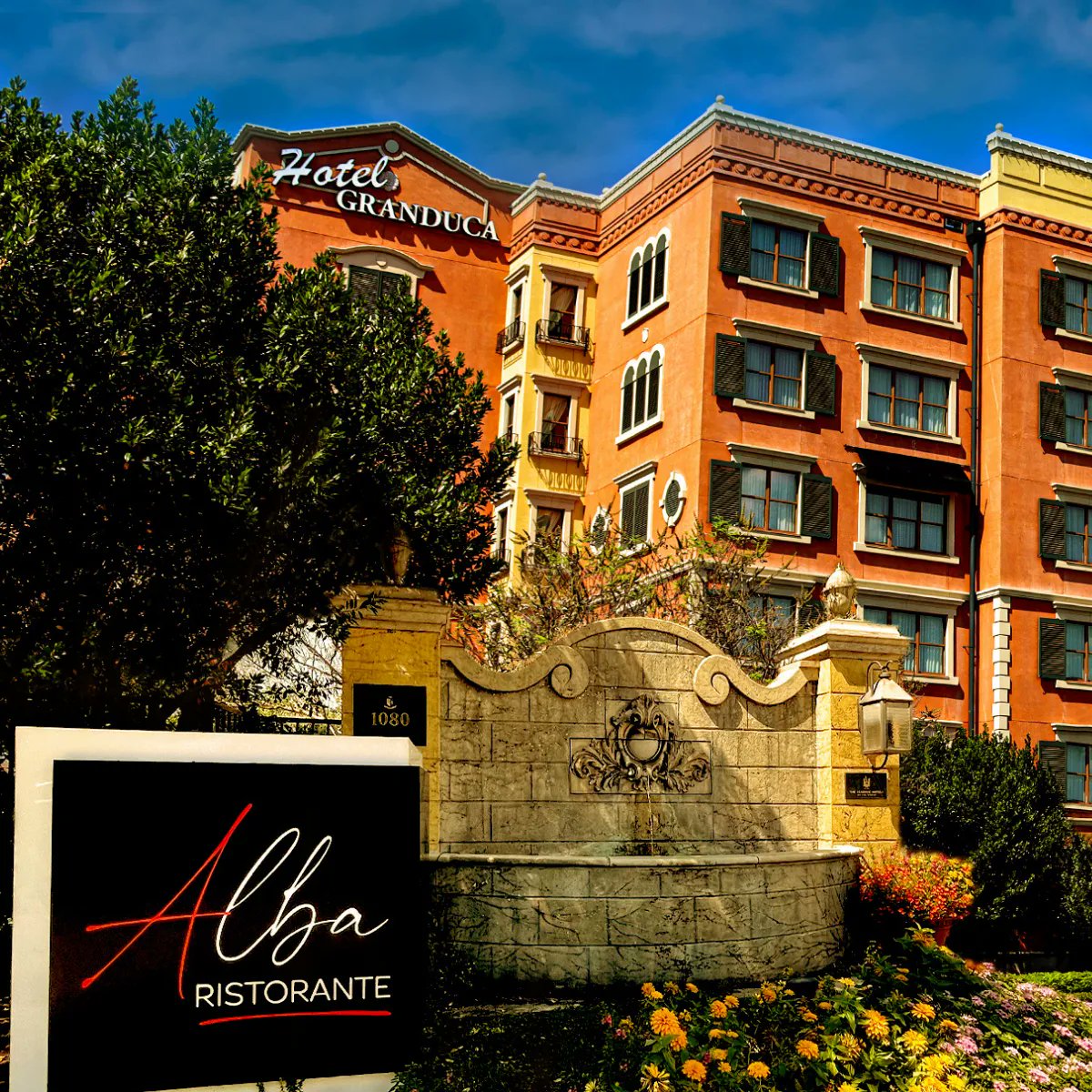 #HotelGranduca is located in the heart of Uptown Houston just minutes from the Houston #Galleria, #UptownPark, and major highways. Our suites are perfect for guests who are visiting Houston or those who simply want a staycation for a change of scenery. 
buff.ly/3bfpnX4