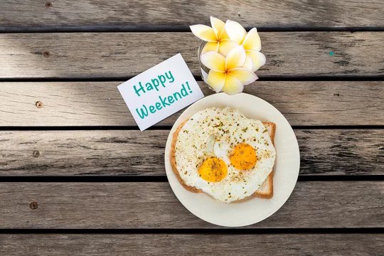 Nothing says the start of a half-term like a 7 day rain forecast!😅 Wishing you all a fab weekend / week. Big coats on, warm drinks &amp; hearty food is what’s needed. We survived Storm Eunice here at Sapling Home Farm and will be out delivering out fabulous #eggs again next week!