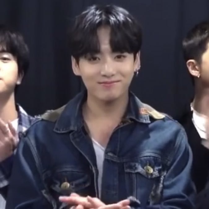 jjk pics✨ tweet media