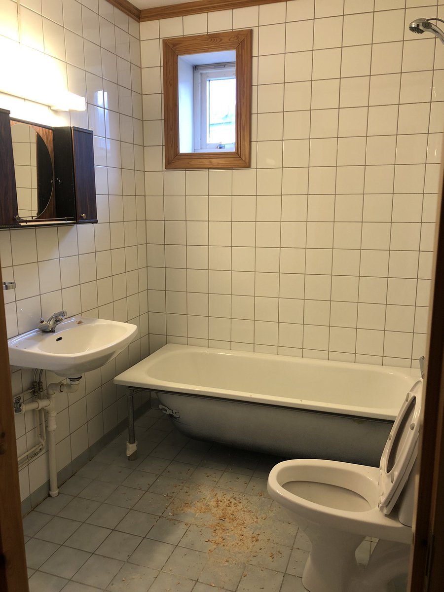 Ny og spennende leilighet på Tøyen på gang. Denne lille leiligheten byr på mange skjulte kvaliteter. Her gjelder det å få disse frem og skape et hjem med atmosfære og trivsel for neste eier ⚒️🏚🏠