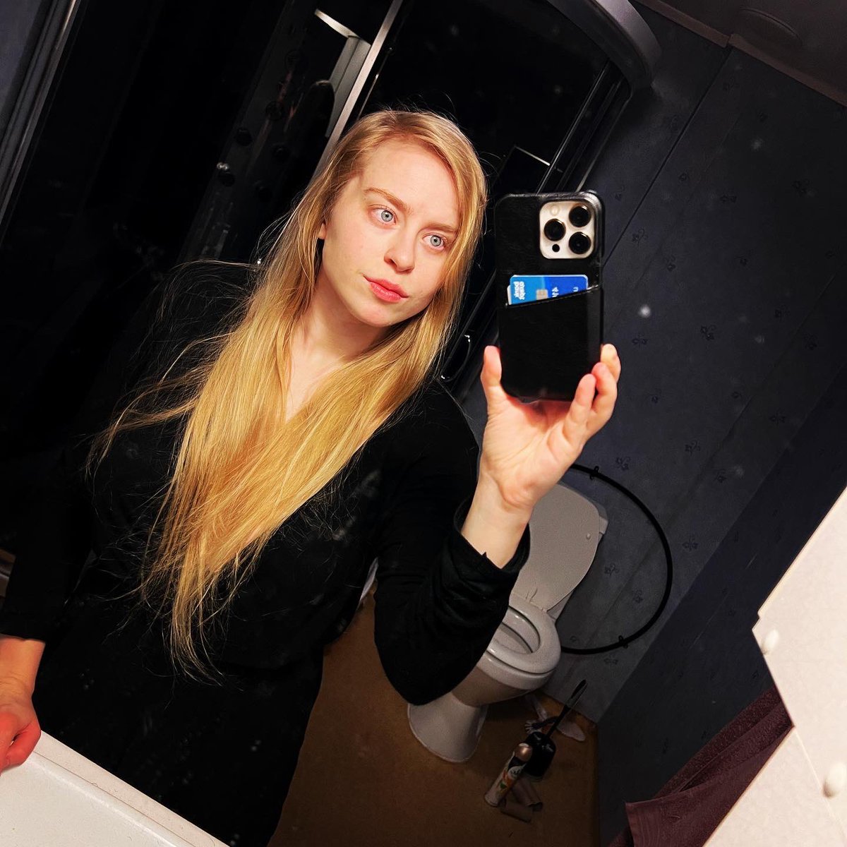 How to not hold your Phone