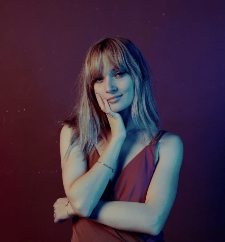 onrepeatmusic's tweet photo. 🎧 “Love Me Right” 
🗣 @grettaray
🇦🇺 Melbourne
🔊 #indiepop
📆 2021
—————————— 
📼 https://t.co/RKOLG0Daoh
——————————
#onRepeat #newMusic #musicMatters

#onRepeat2022 playlists here:
Apple Music: https://t.co/TZEmtZ9fd2
Spotify: https://t.co/8kGJiYc5W6 https://t.co/FNliw3EoPA
