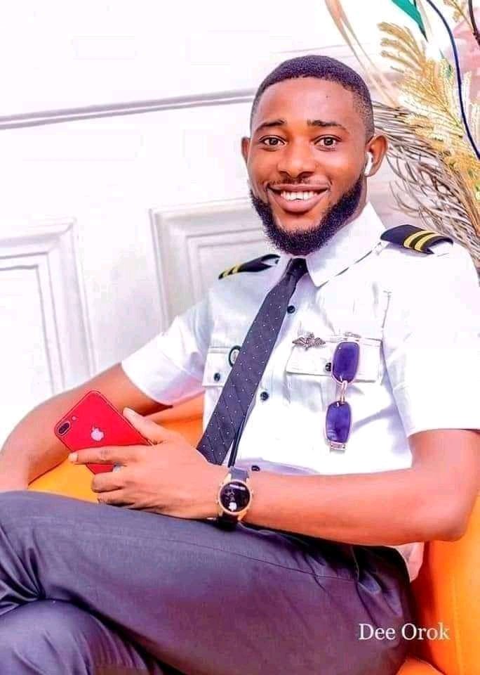 El__abdool's tweet photo. Innalillahi wa inna ilaihi rajuun 😭

This life doesn't raise certainty wlh. Ya Allah🤲 you're the greatest Doctor kindly grant this youth good health and rested mind to serve you https://t.co/WHPcKxEWji