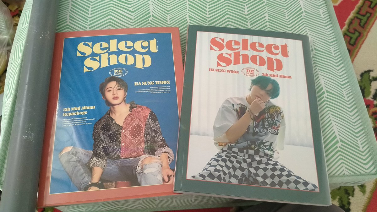 qvndasmi's tweet photo. Album Select Shop (100%)
- album ver 1, photocard, poster
- album ver 2, photocard, poster https://t.co/oYPgXN8C56
