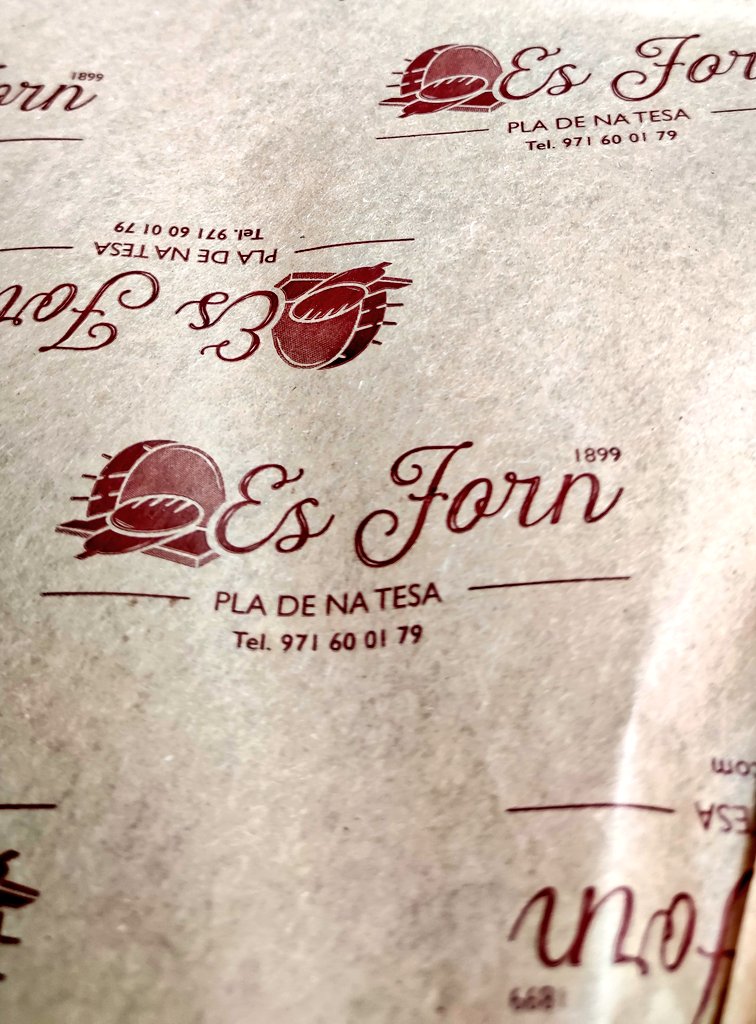 Tastant per berenar la bona gastronomía que es fa a Marratxí. #somdemallorca #marratxiesviu #ceramicademarratxi