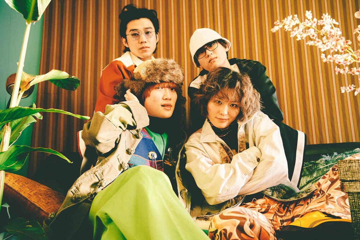 neutmagazine's tweet photo. ＼#NEUTが気になるニュース／ 
 
平均年齢22歳のプログレッシブR&amp;Bバンド・@um__humが2ndミニアルバム『steteco』より、『生生世世』のライブ映像を公開！ 
 
ライブハウスやスタジオではなく、生活感のある部屋で繰り広げられるパフォーマンスを映した映像作品。
 
▼詳細▼
https://t.co/WjP6fOetex https://t.co/QMxhwZvCNA
