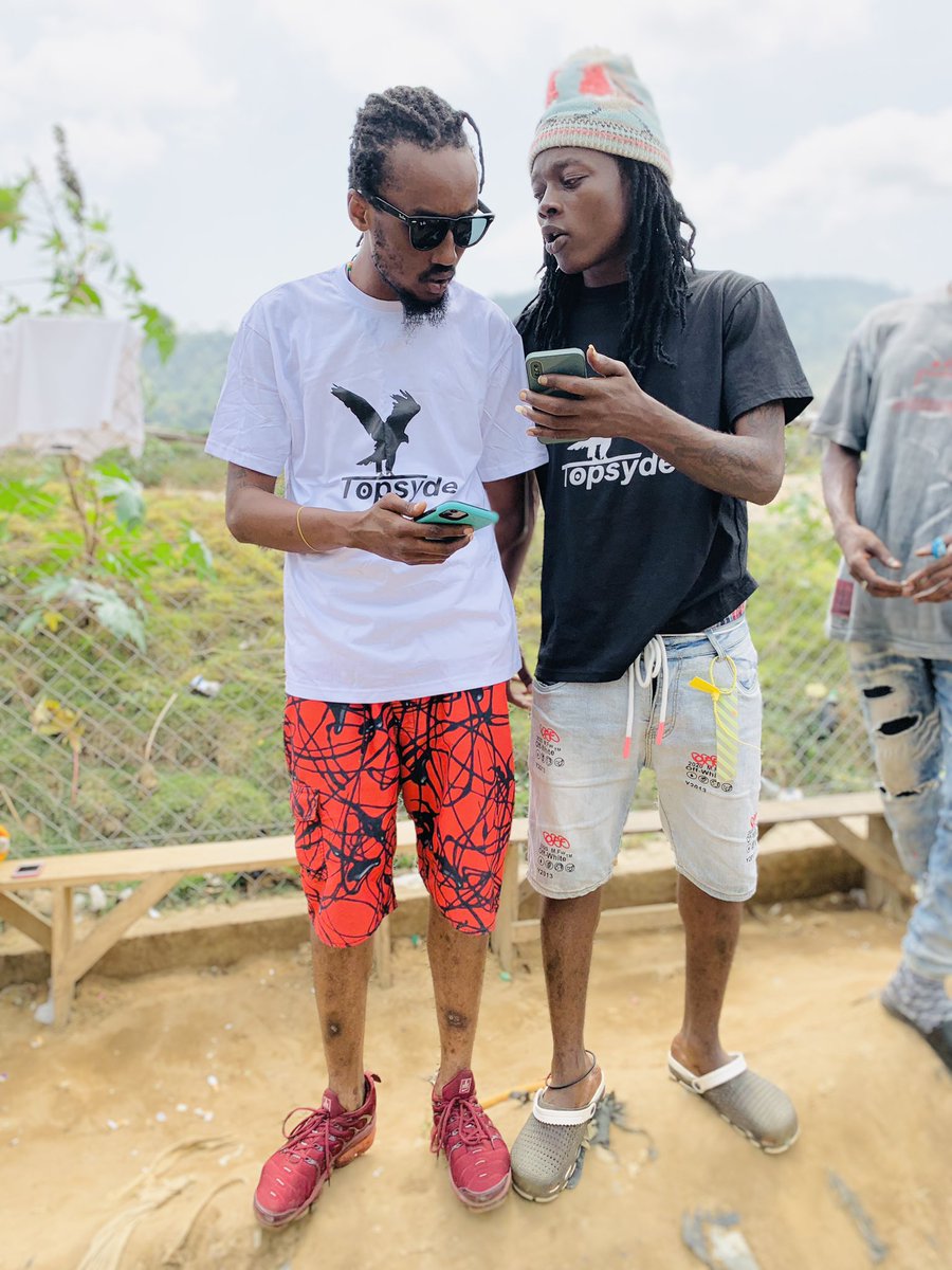 Dangerbwoy3's tweet photo. #TopSyde🦅 Deep fly 🦅🦅🦅 https://t.co/FLjh20L6ak