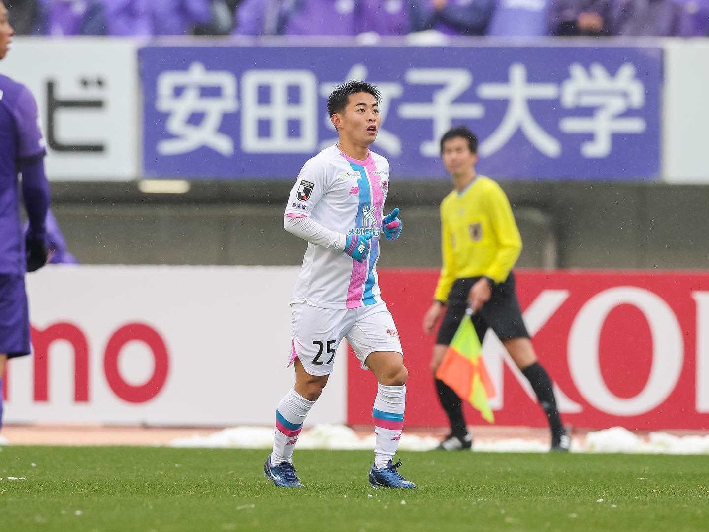 藤原 悠汰 Yuta Fujihara 開幕戦 J1デビュー戦 プロ初出場 このピッチにサガン鳥栖の選手として立てたことは自分にとって感慨深いものがありました これからもサガン鳥栖の勝利の為に闘います 寒い中応援ありがとうございました 次は駅スタで勝利を