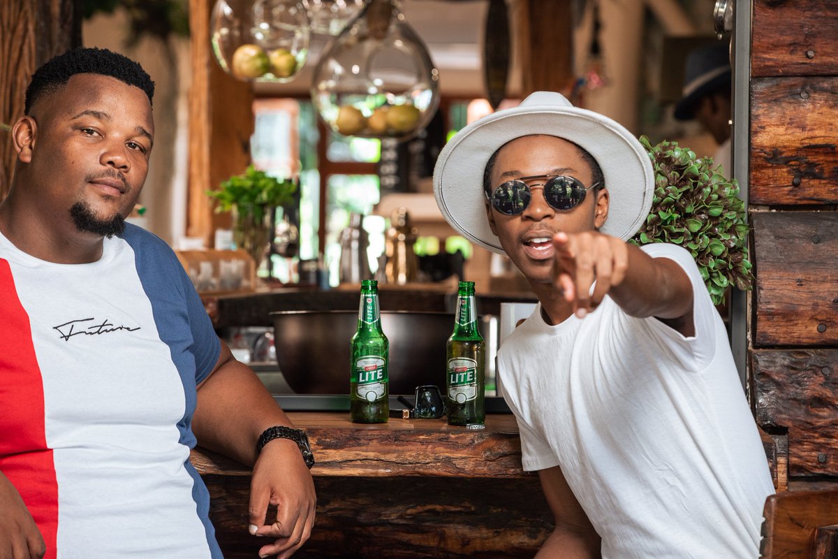 OxygenJl's tweet photo. Tell us, where do you normally buy your ice cold Castle Lite?ββ
πΈ @Shaun_Desousa
#InfluencerX #CastleLiteEswatini #UnlockRefreshEnjoy #ReponsibleTogether #LiteLove https://t.co/eDKkHbUZPm