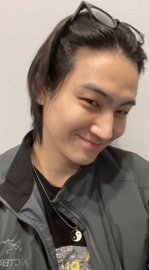 RT @sevendless: Jaebeom's face after someone commented why he's so handsome today pls he's so cute https://t.co/pe8ghyjJUm