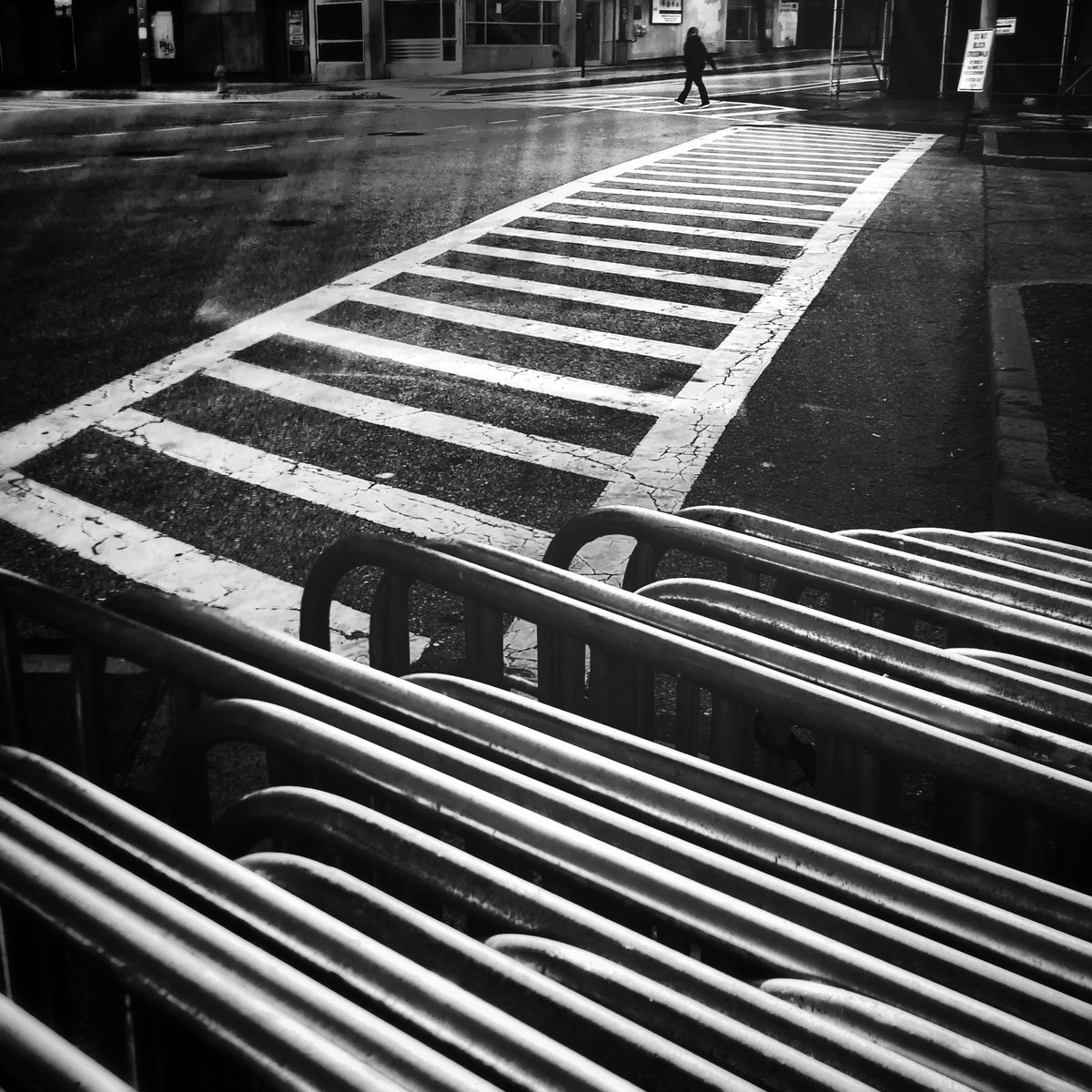 Had a few minutes to play with lines. Sorry you can’t feel the cold wind blowing around me during this. #balitmore