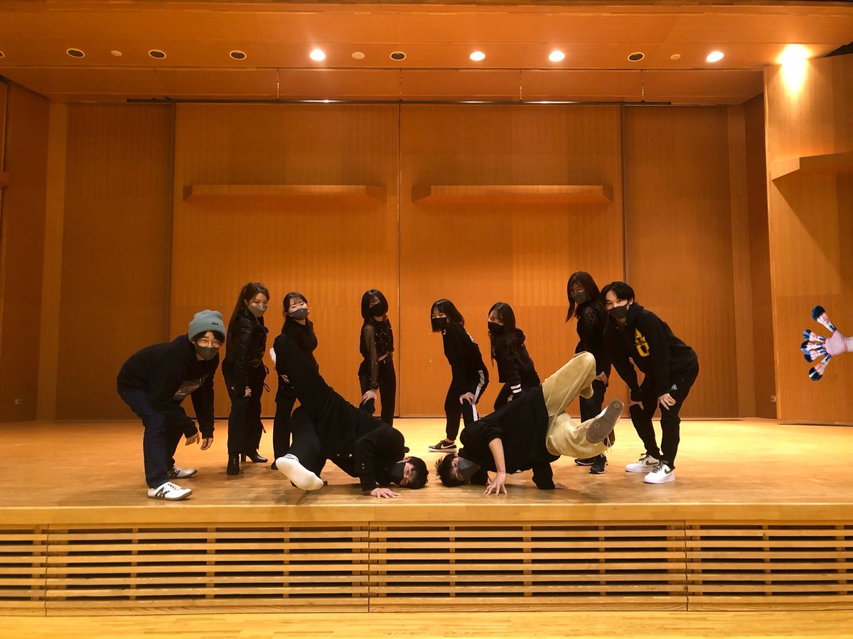 AIU_Dance_Club's tweet photo. 【冬公演"22 Sproutまであと1日！】
本日紹介するのは
"Break"

君の未来をぶっつくれ。レッツブレイクダンス。

Go generate your FUTURE!! Let’s break dance!! https://t.co/fPYDPoTprh